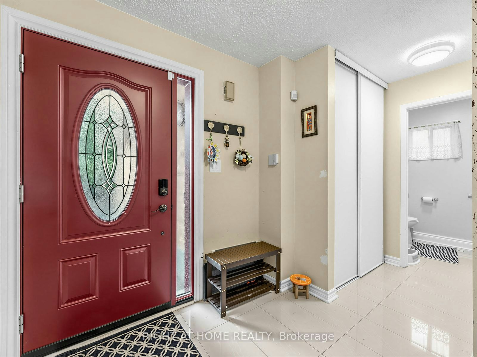 1663 Tawnberry Street, Pickering, ON, L1X 2C4 - 6