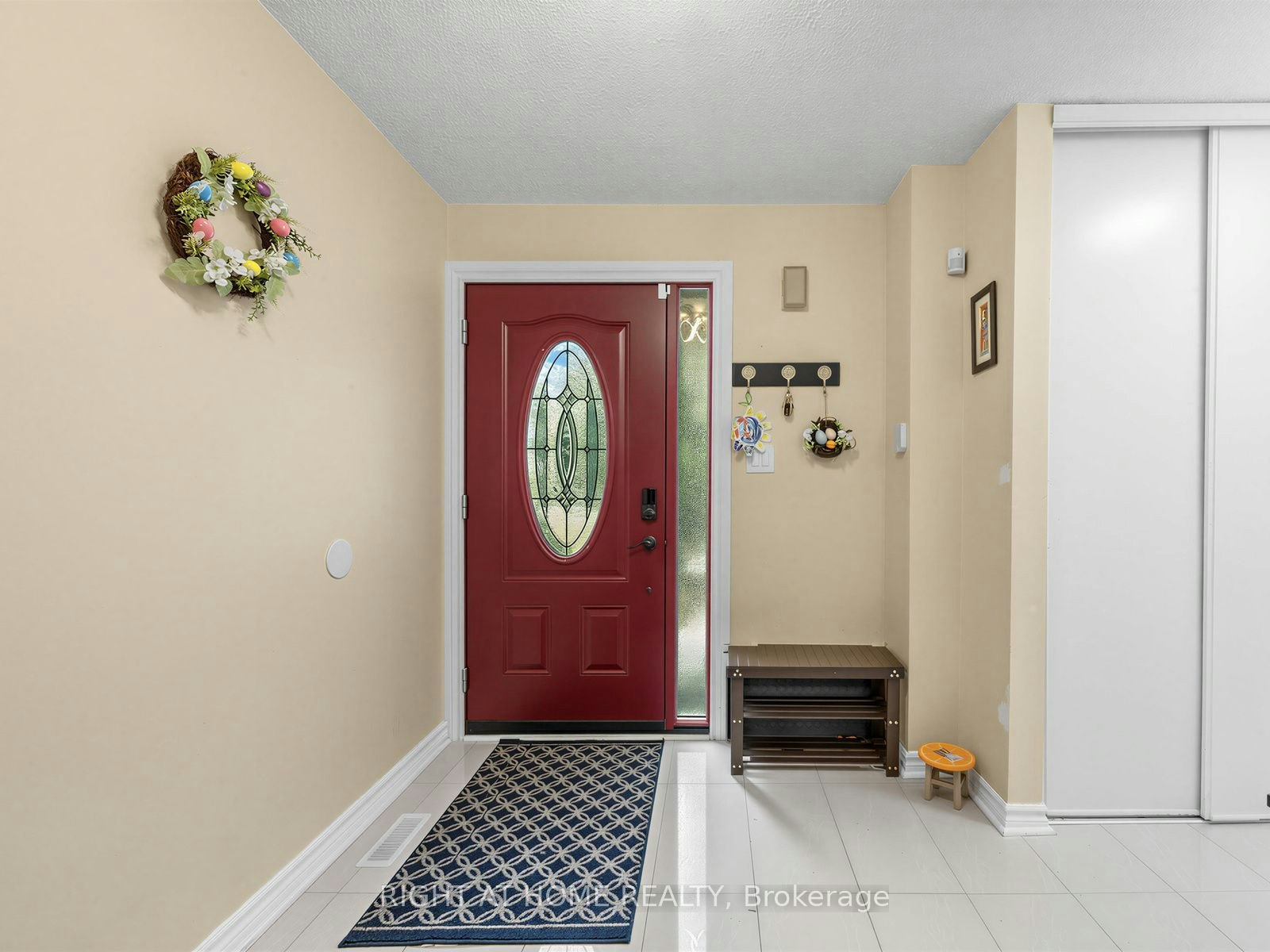 1663 Tawnberry Street, Pickering, ON, L1X 2C4 - 7
