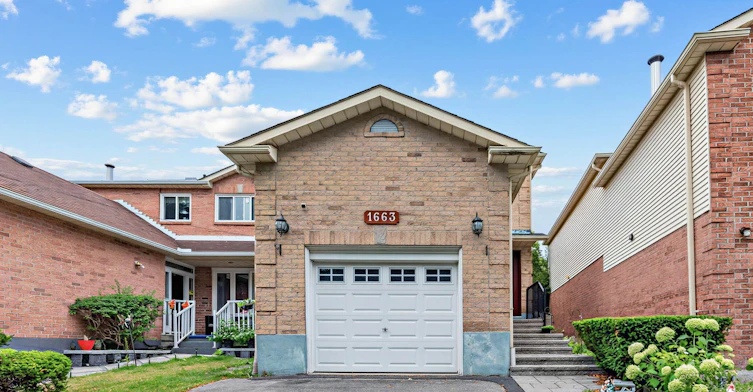 1663 Tawnberry Street, Pickering, ON, L1X 2C4 - 3