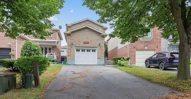 1663 Tawnberry Street, Pickering, ON, L1X 2C4