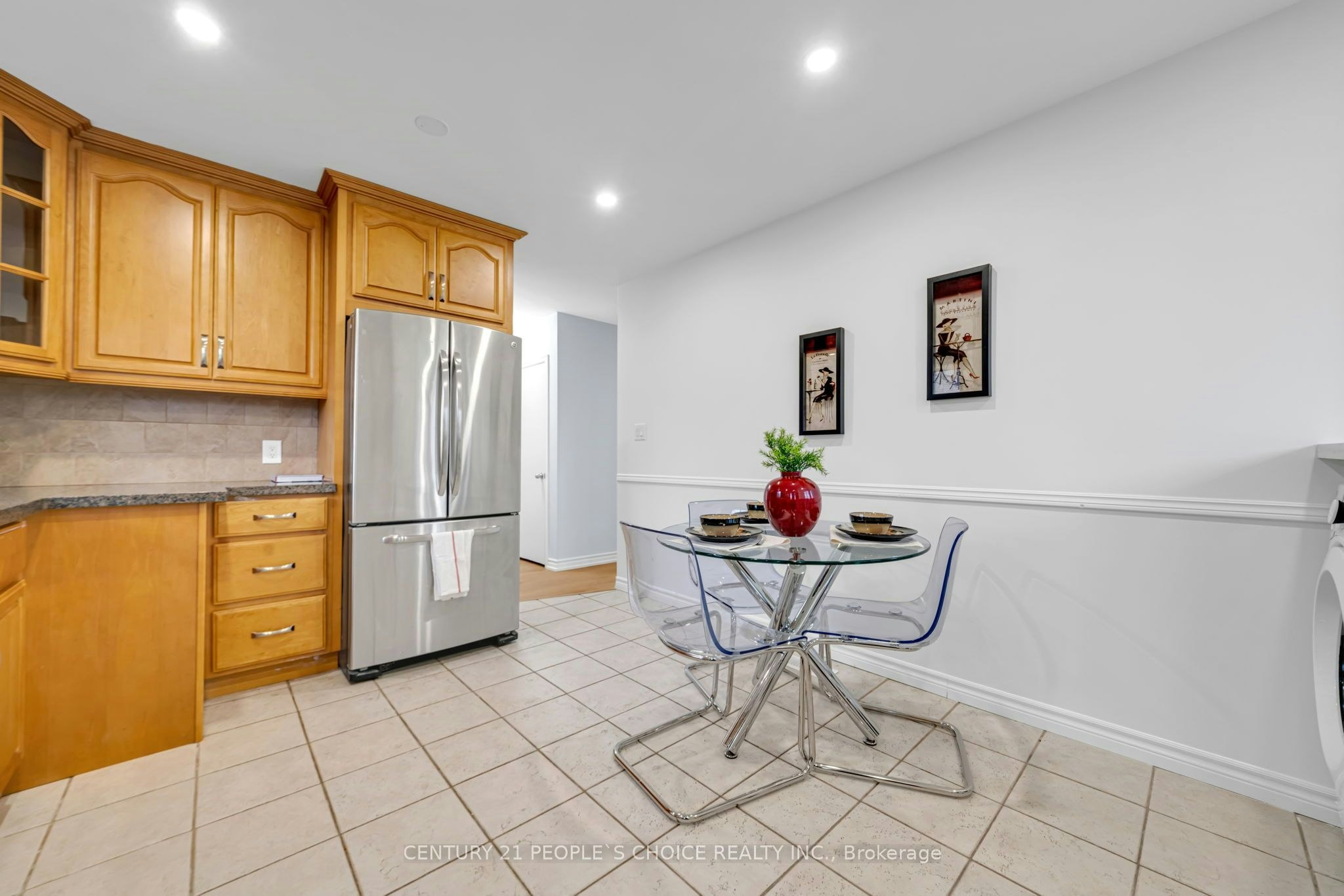 586 Central Park Boulevard N, Oshawa, ON, L1G 6A4 - 8