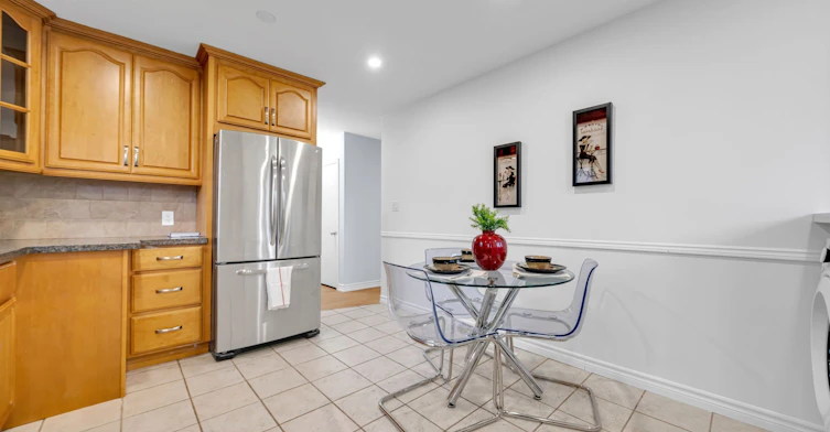 586 Central Park Boulevard N, Oshawa, ON, L1G 6A4 - 8