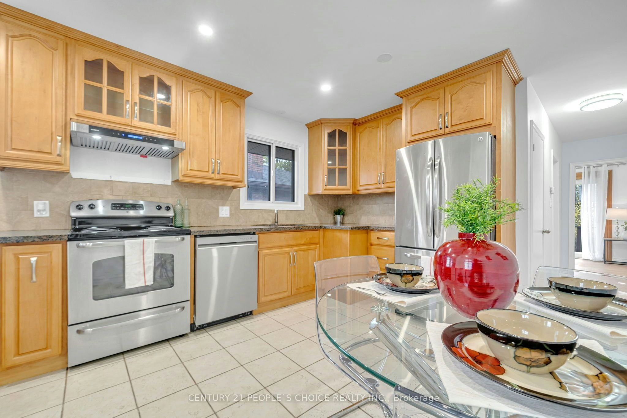 586 Central Park Boulevard N, Oshawa, ON, L1G 6A4 - 7