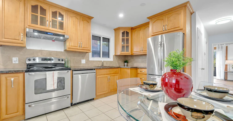 586 Central Park Boulevard N, Oshawa, ON, L1G 6A4 - 7