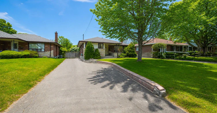 586 Central Park Boulevard N, Oshawa, ON, L1G 6A4 - 24