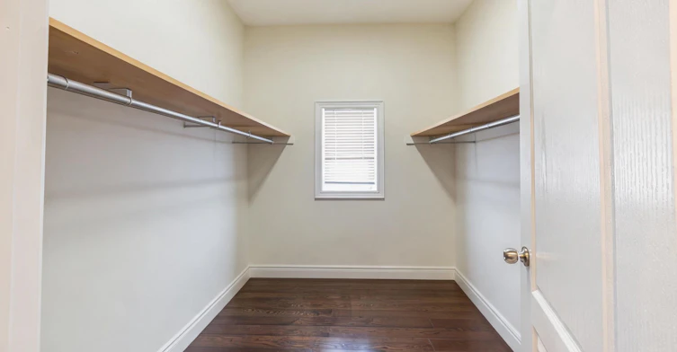 19 Balaclava Drive, Toronto, ON, M1P 1E5 - 17