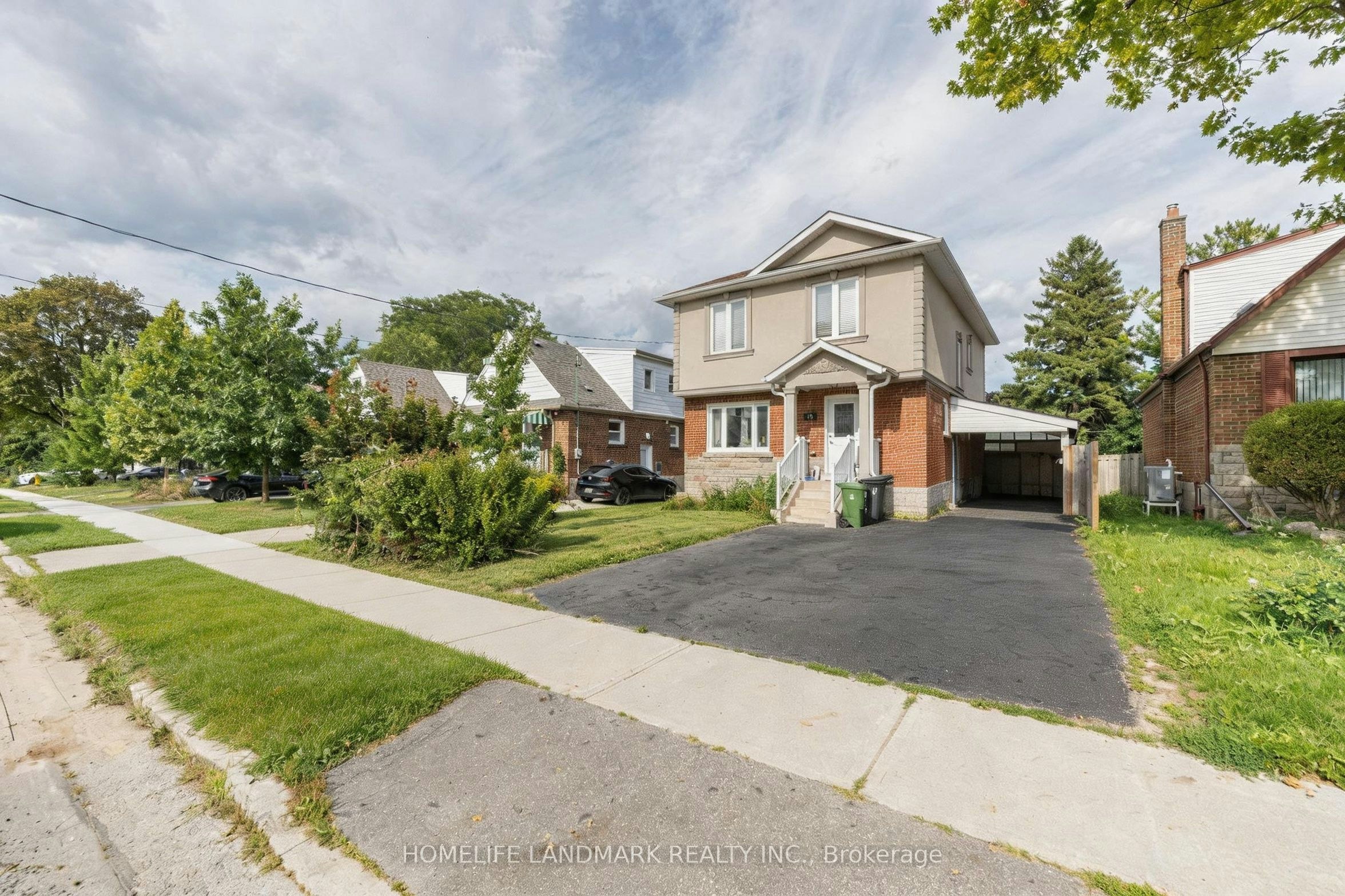 19 Balaclava Drive, Toronto, ON, M1P 1E5 - 2