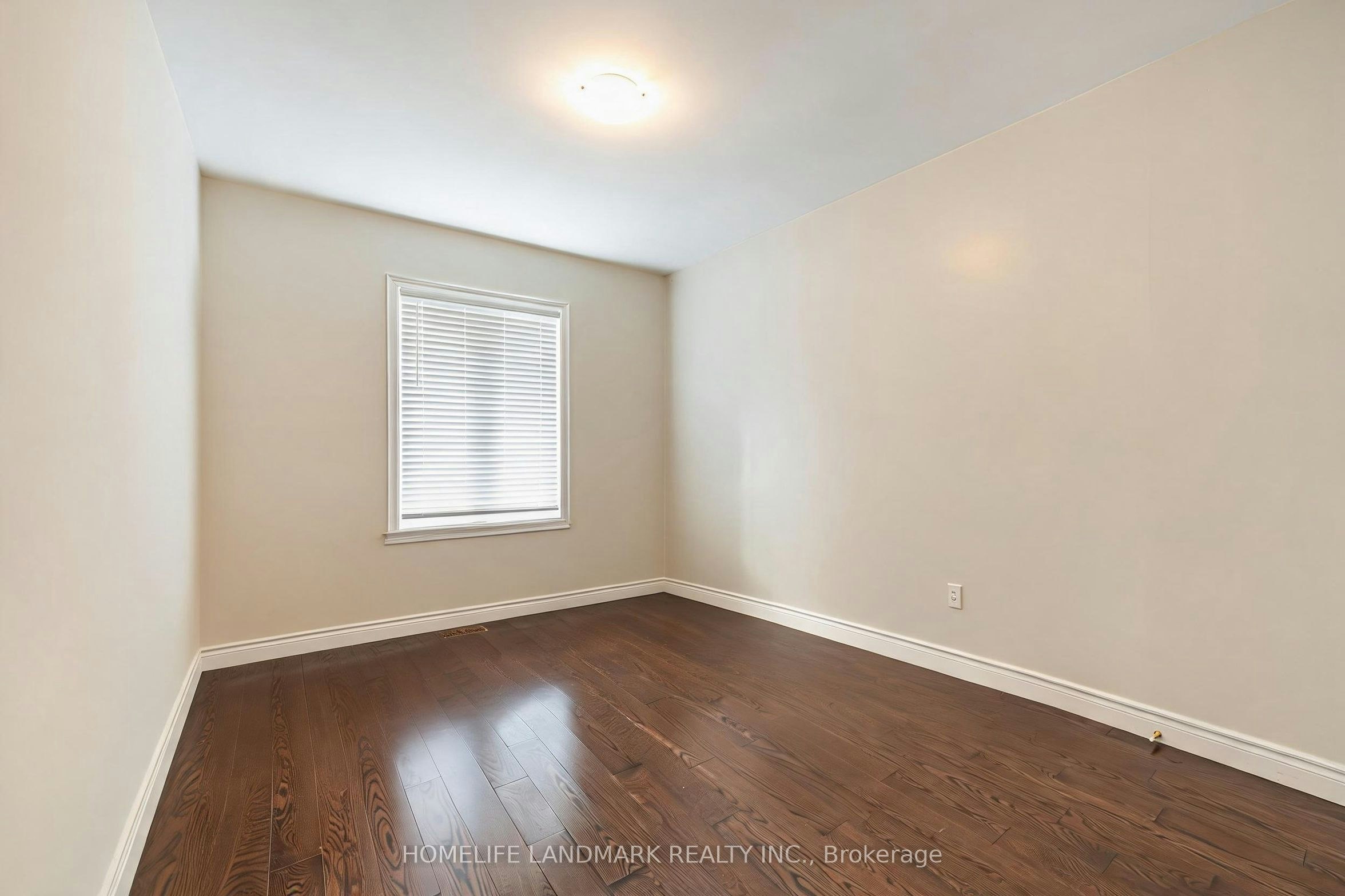 19 Balaclava Drive, Toronto, ON, M1P 1E5 - 15