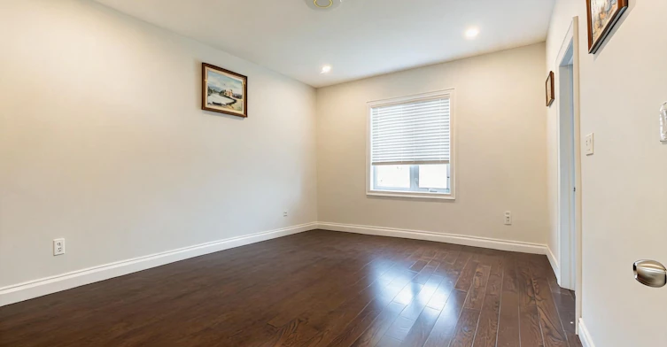 19 Balaclava Drive, Toronto, ON, M1P 1E5 - 16