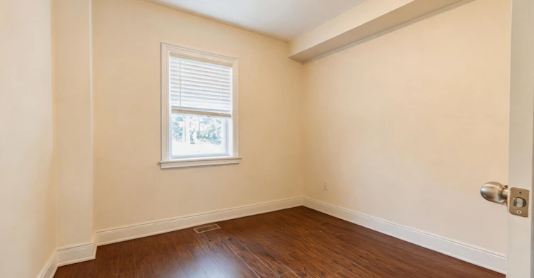 19 Balaclava Drive, Toronto, ON, M1P 1E5 - 14