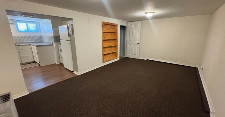 293 Oshawa Boulevard N, Oshawa, ON, L1G 5T2 - 3