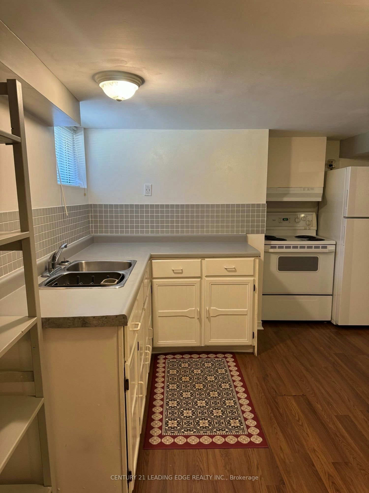 293 Oshawa Boulevard N, Oshawa, ON, L1G 5T2 - 5