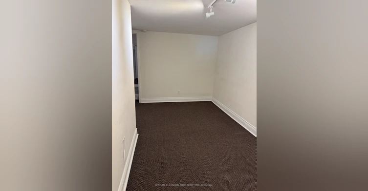 293 Oshawa Boulevard N, Oshawa, ON, L1G 5T2 - 9