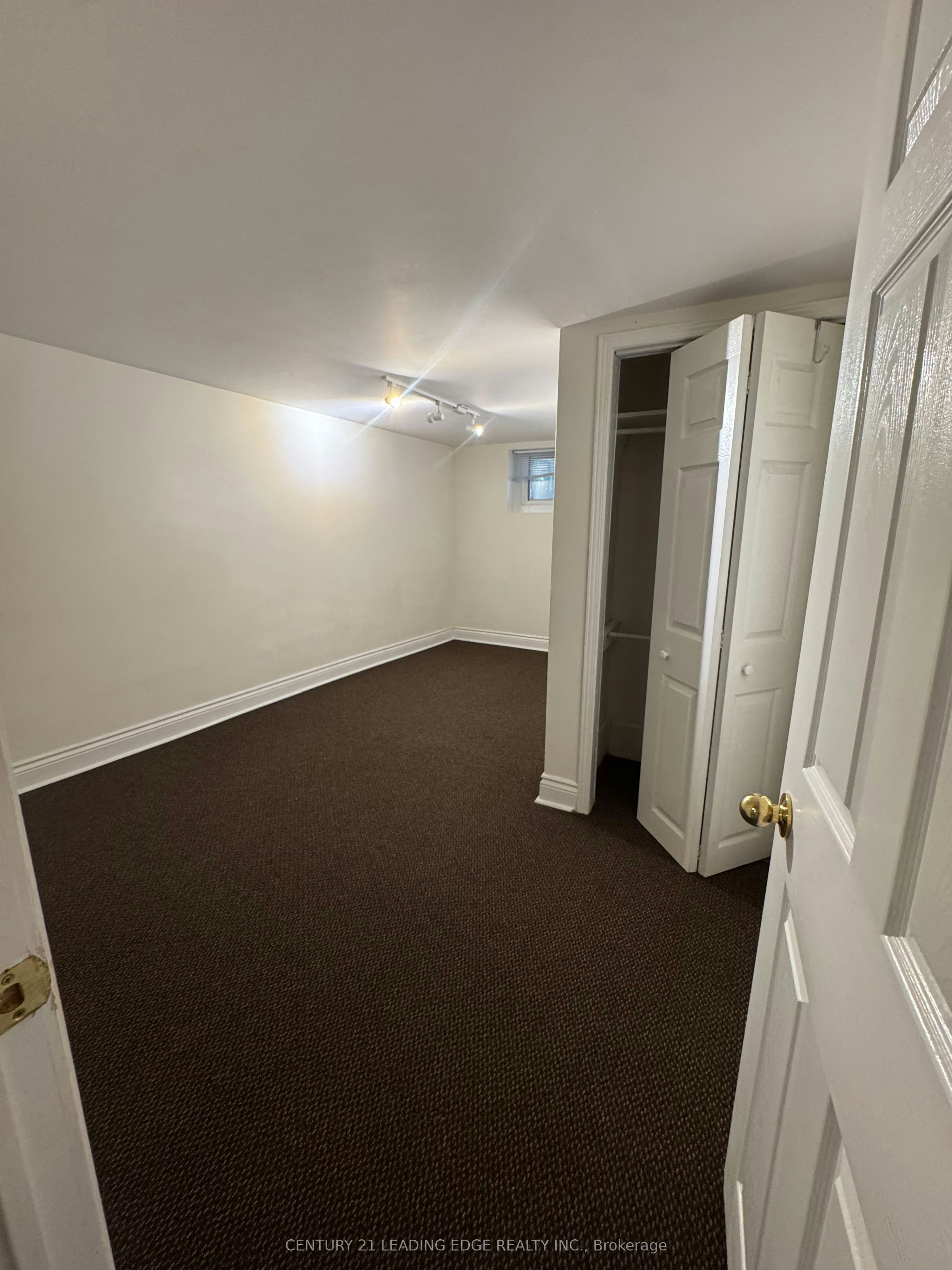293 Oshawa Boulevard N, Oshawa, ON, L1G 5T2 - 7