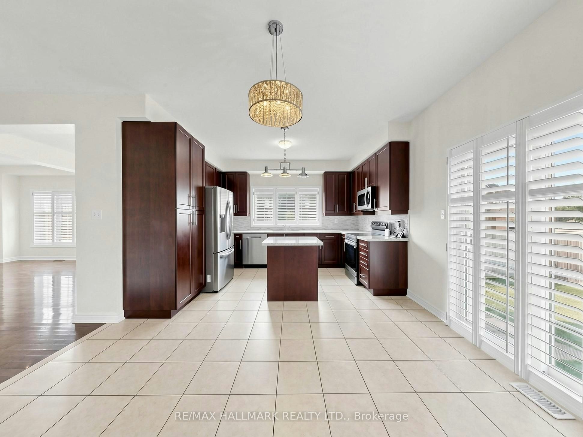 72 Middlecote Drive, Ajax, ON, L1T 0J5 - 9