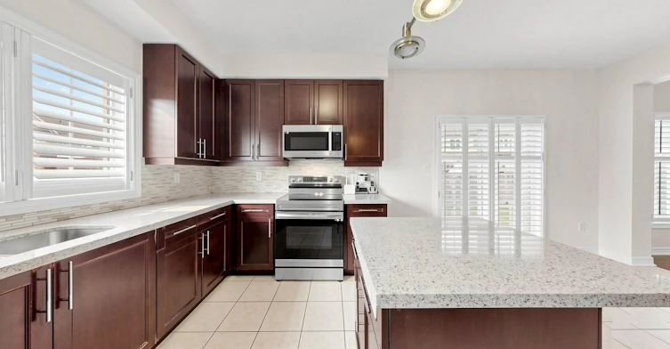 72 Middlecote Drive, Ajax, ON, L1T 0J5 - 12