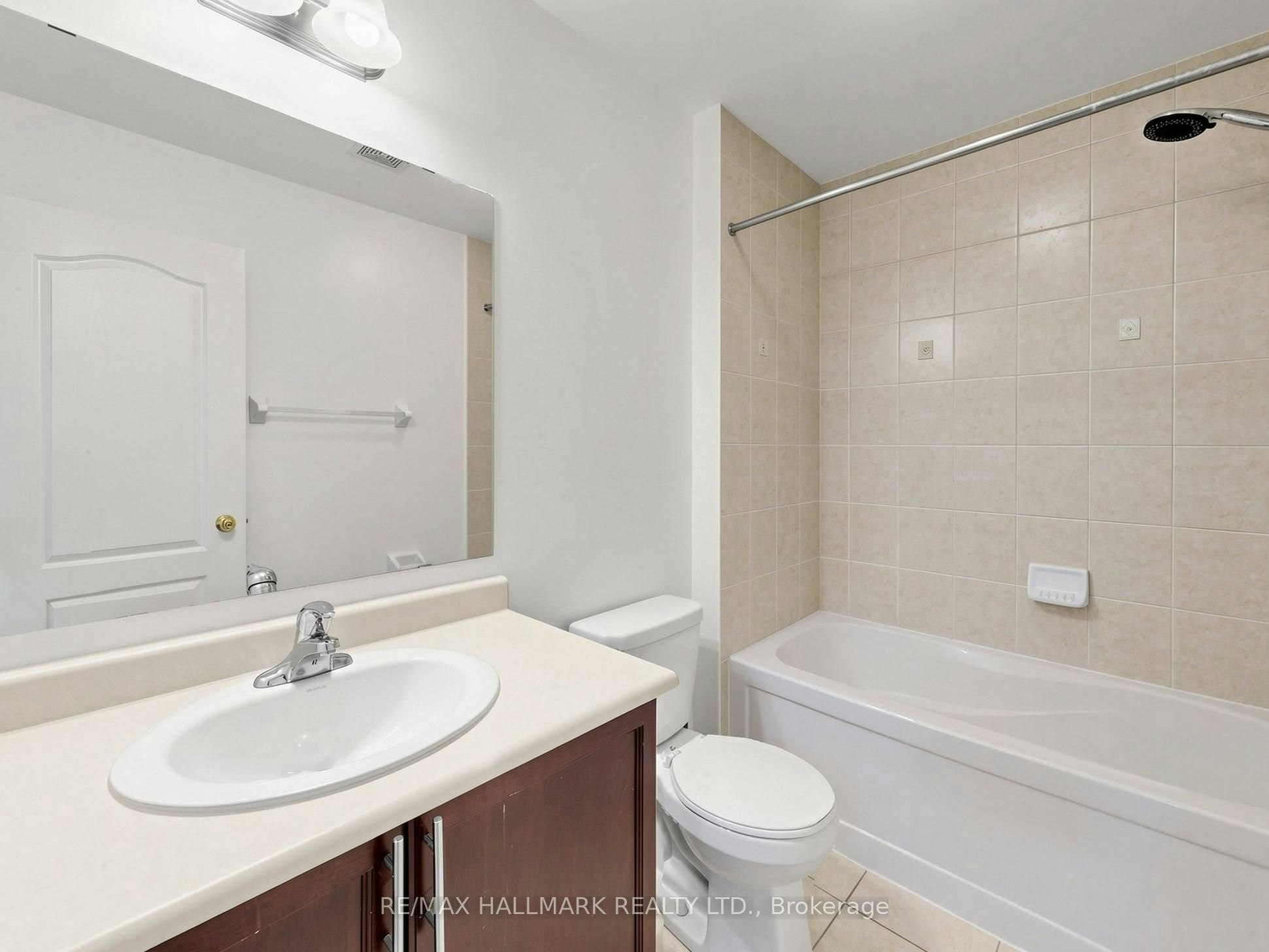 72 Middlecote Drive, Ajax, ON, L1T 0J5 - 45