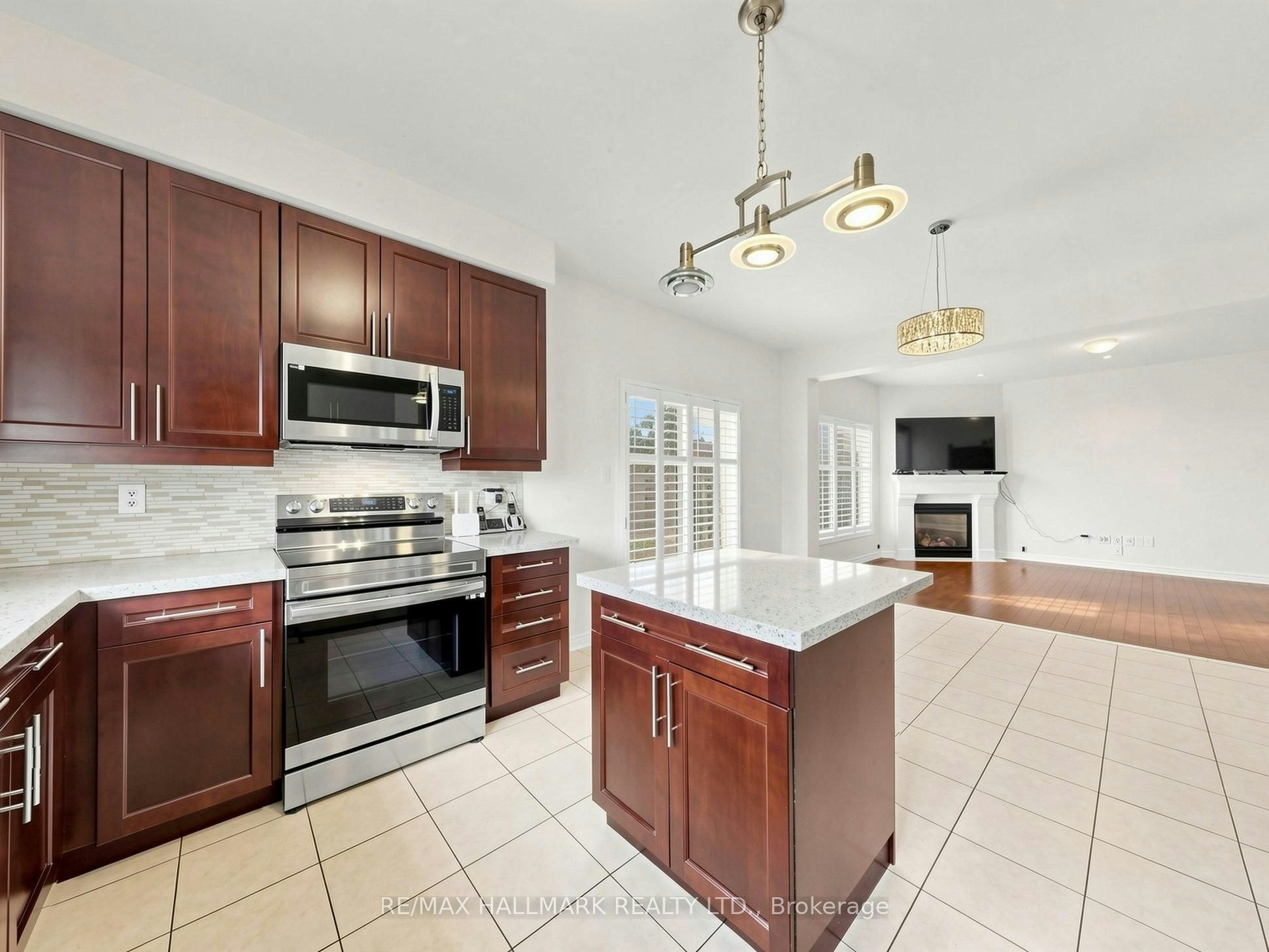 72 Middlecote Drive, Ajax, ON, L1T 0J5 - 11