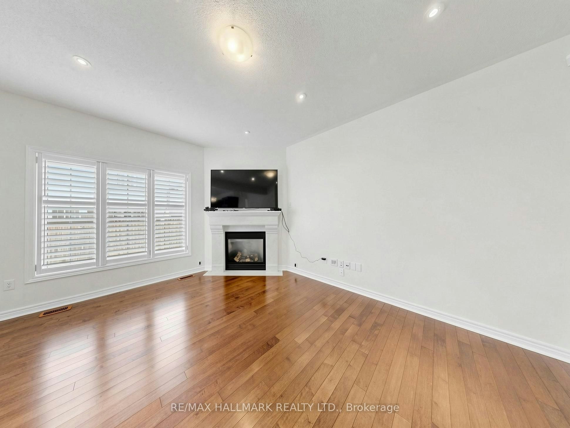 72 Middlecote Drive, Ajax, ON, L1T 0J5 - 16