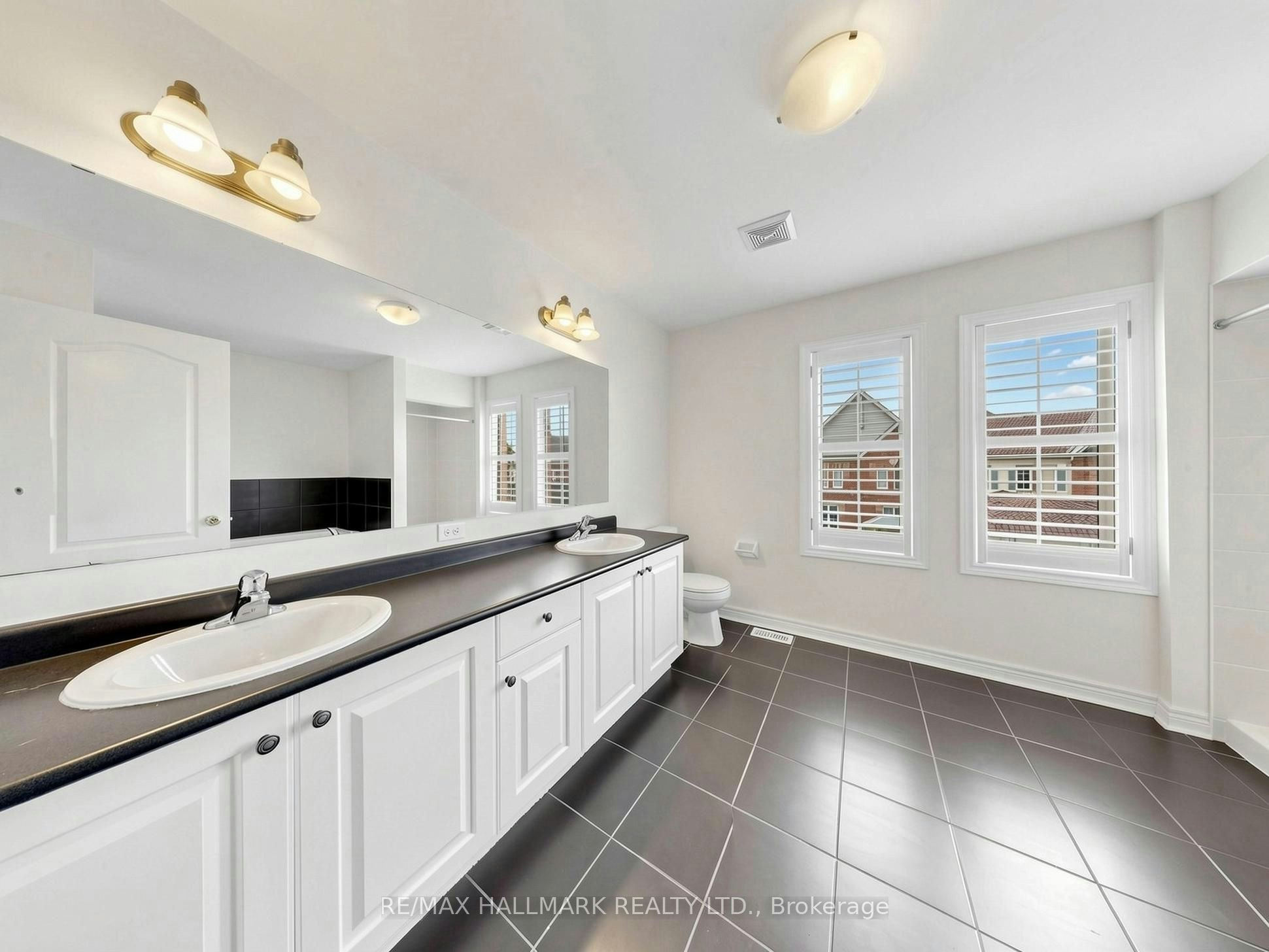 72 Middlecote Drive, Ajax, ON, L1T 0J5 - 28