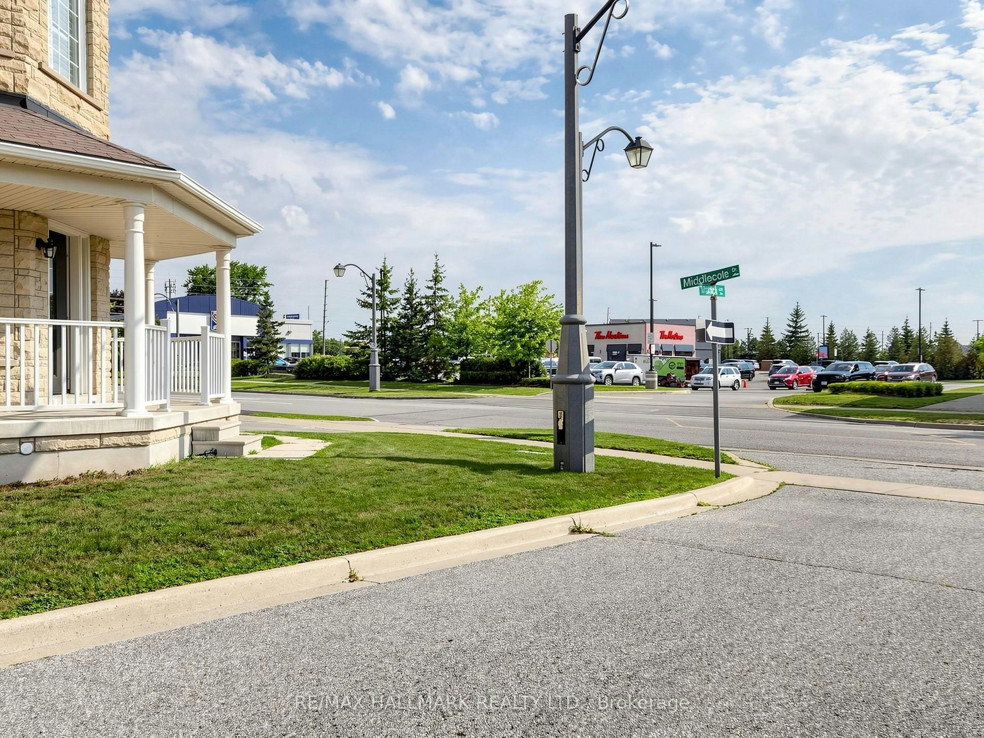 72 Middlecote Drive, Ajax, ON, L1T 0J5 - 2