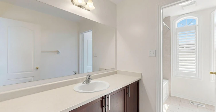 72 Middlecote Drive, Ajax, ON, L1T 0J5 - 39