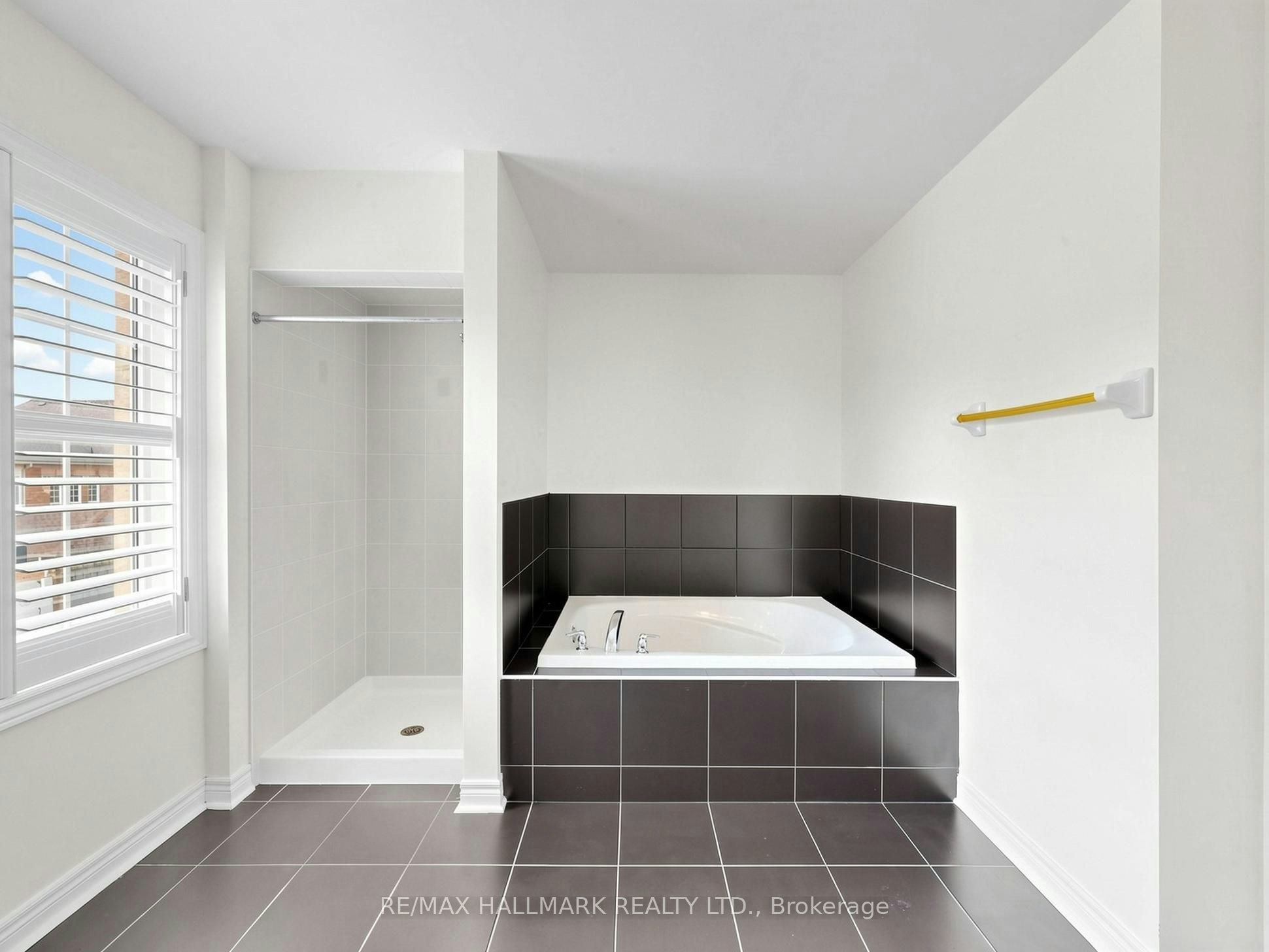 72 Middlecote Drive, Ajax, ON, L1T 0J5 - 29