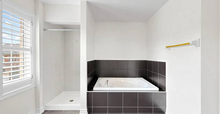 72 Middlecote Drive, Ajax, ON, L1T 0J5 - 29