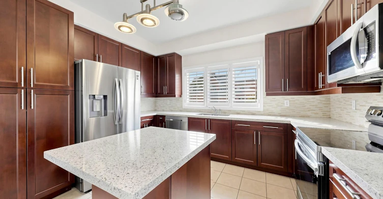 72 Middlecote Drive, Ajax, ON, L1T 0J5 - 13