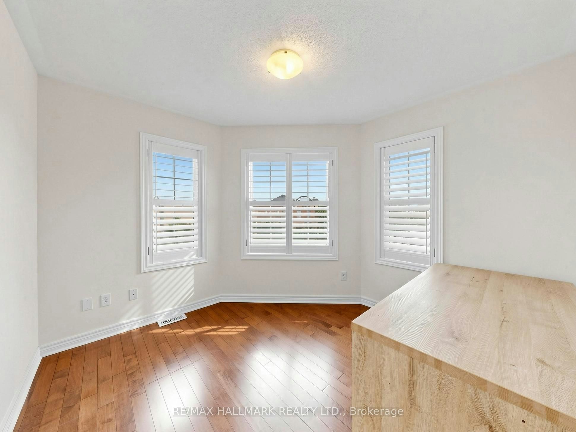 72 Middlecote Drive, Ajax, ON, L1T 0J5 - 33