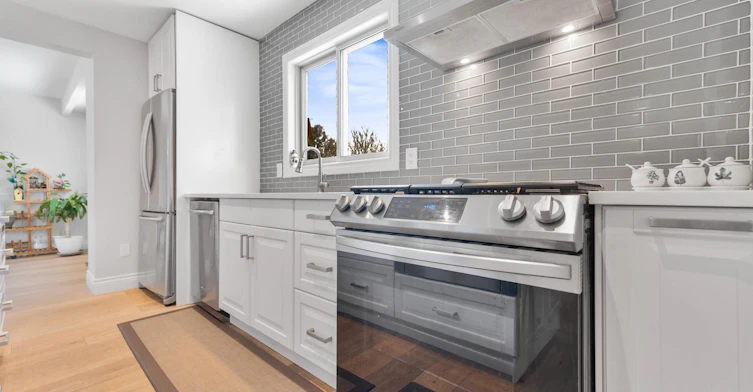 Main-57 Calder Crescent, Whitby, ON, L1N 6M2 - 6