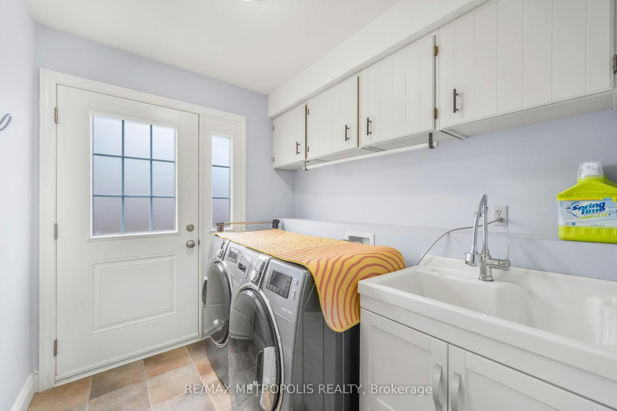 Main-57 Calder Crescent, Whitby, ON, L1N 6M2 - 29