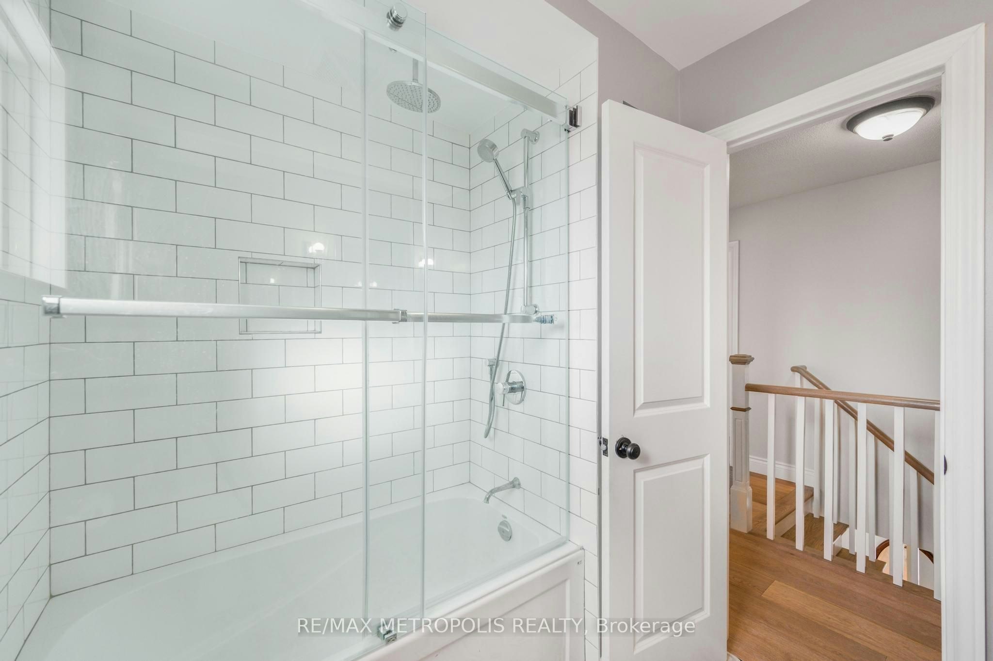 Main-57 Calder Crescent, Whitby, ON, L1N 6M2 - 16