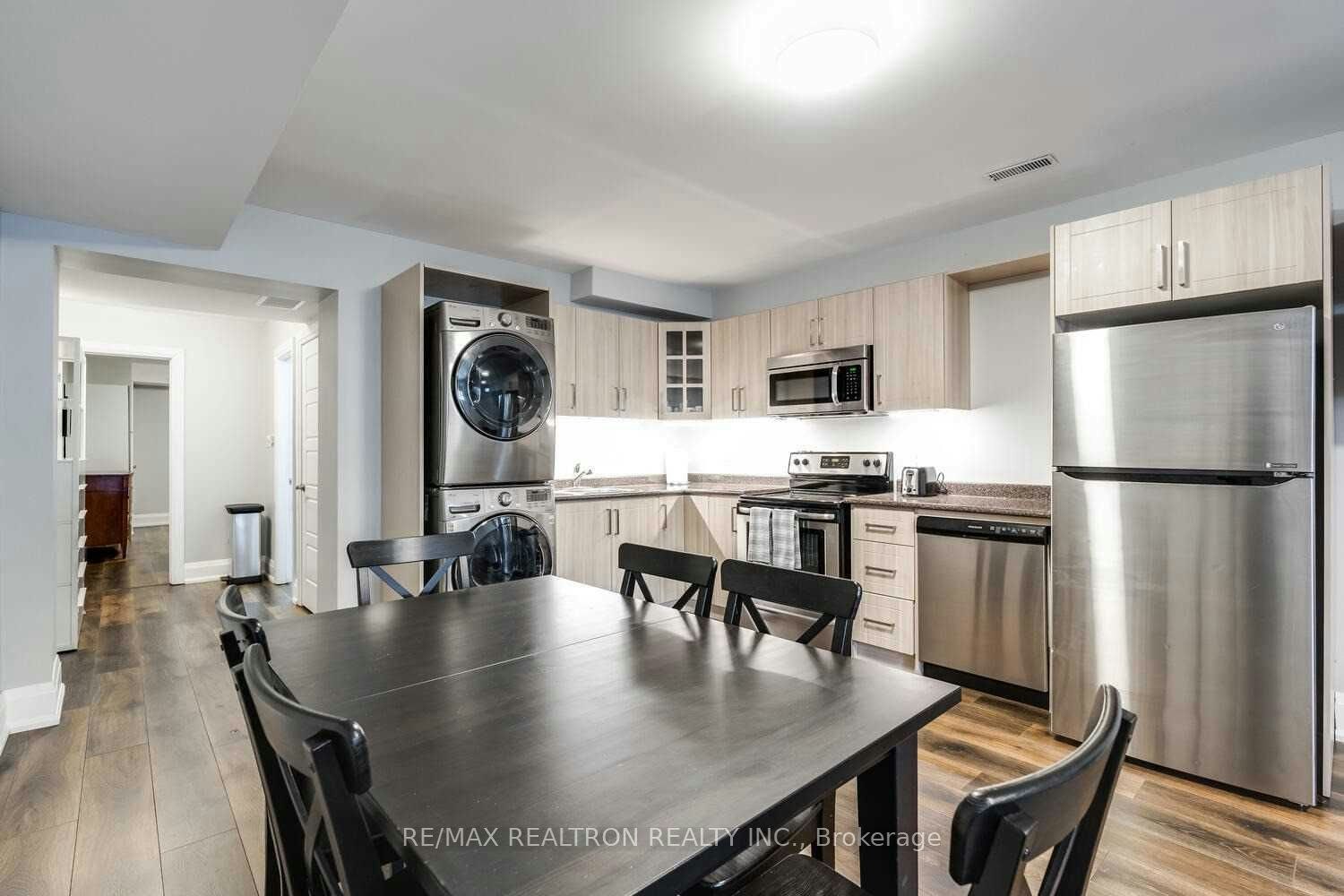 Lower-1319 Gerrard Street E, Toronto, ON, M4L 1Y8 - 13