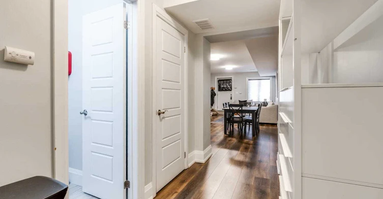 Lower-1319 Gerrard Street E, Toronto, ON, M4L 1Y8 - 15