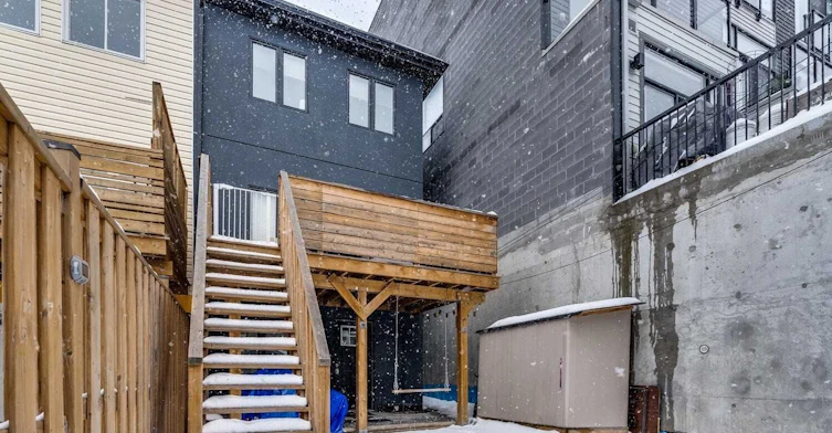 Lower-1319 Gerrard Street E, Toronto, ON, M4L 1Y8 - 23