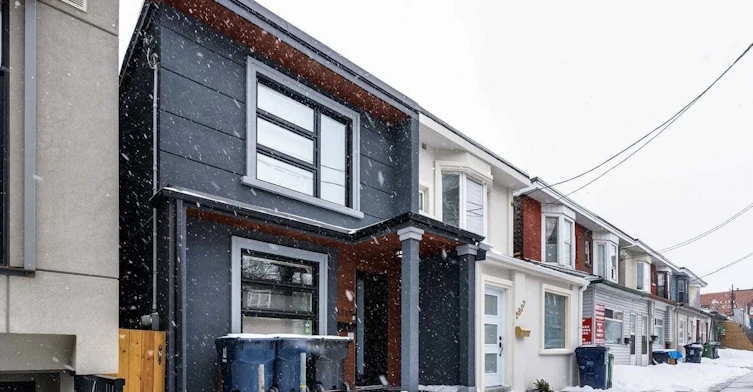 Lower-1319 Gerrard Street E, Toronto, ON, M4L 1Y8