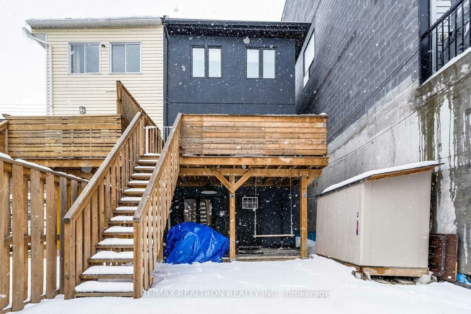 Lower-1319 Gerrard Street E, Toronto, ON, M4L 1Y8 - 24