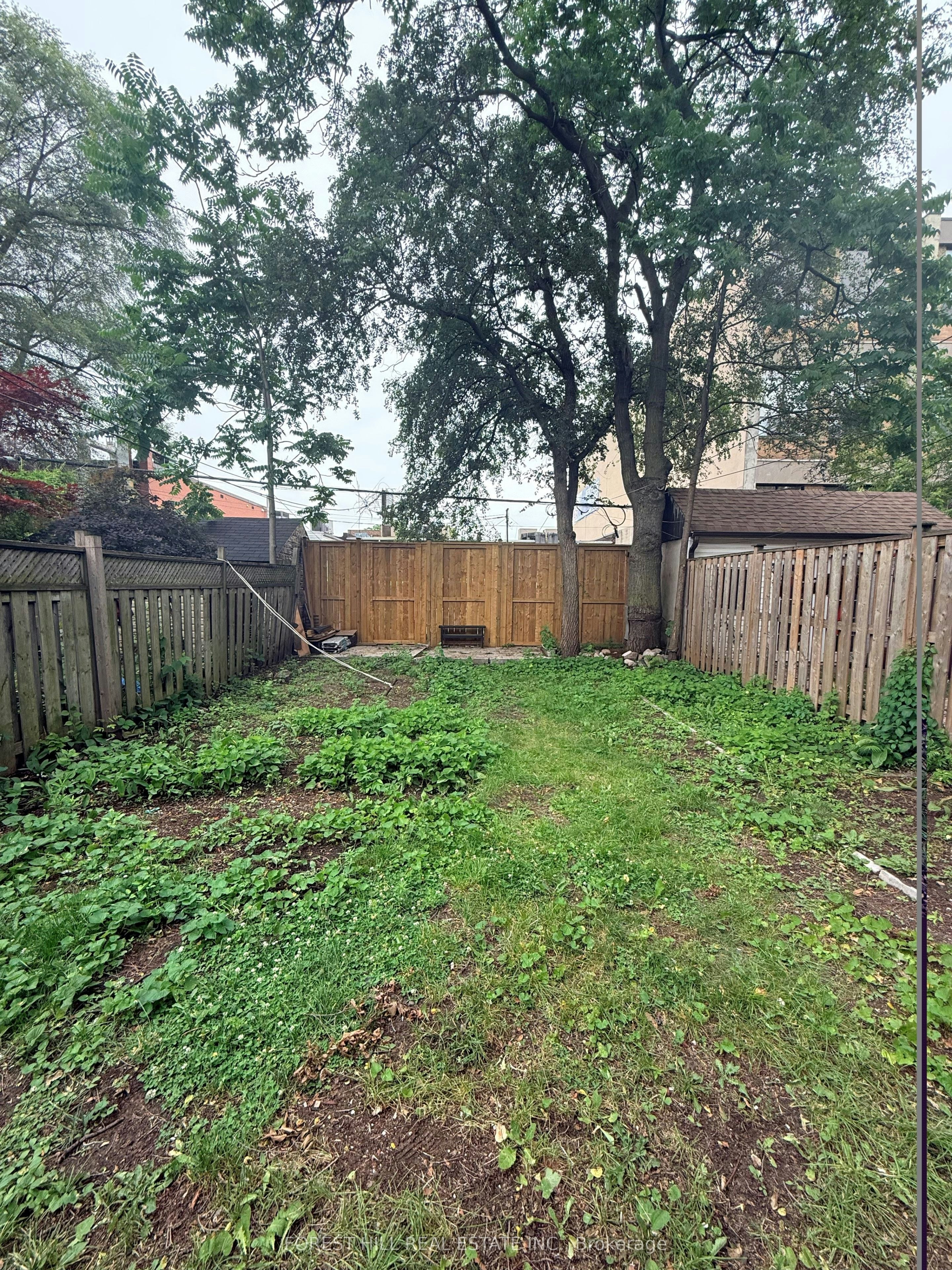 132 Hazelwood Avenue, Toronto, ON, M4J 1K5 - 2