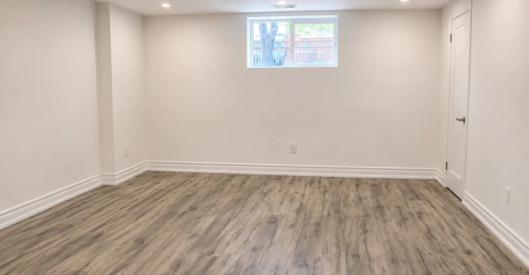 908 Lynx Avenue, Pickering, ON, L1W 2K7 - 7