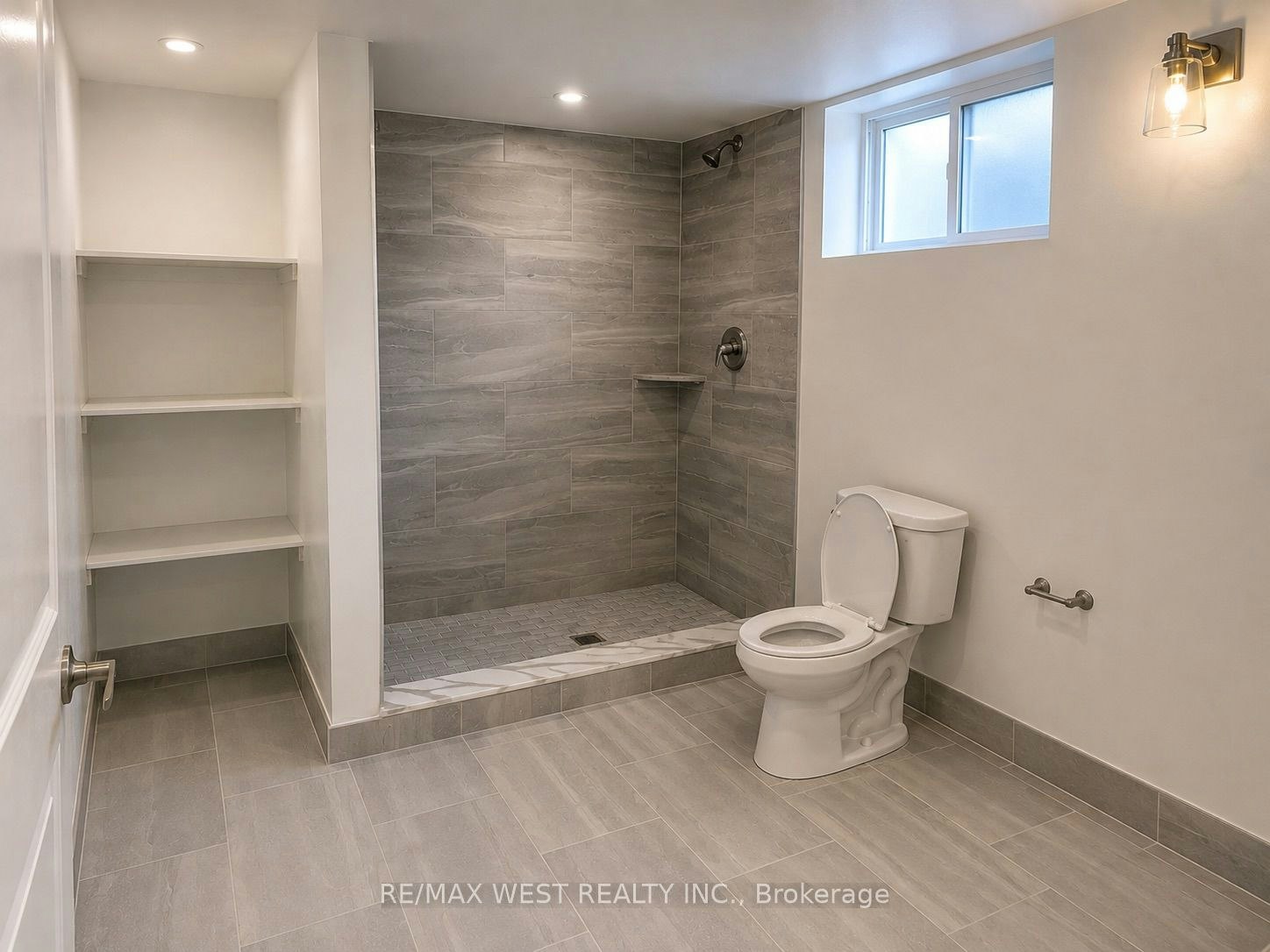 908 Lynx Avenue, Pickering, ON, L1W 2K7 - 8