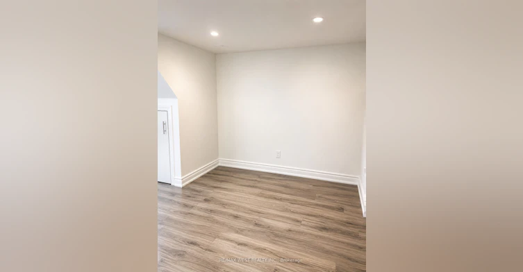 908 Lynx Avenue, Pickering, ON, L1W 2K7 - 9