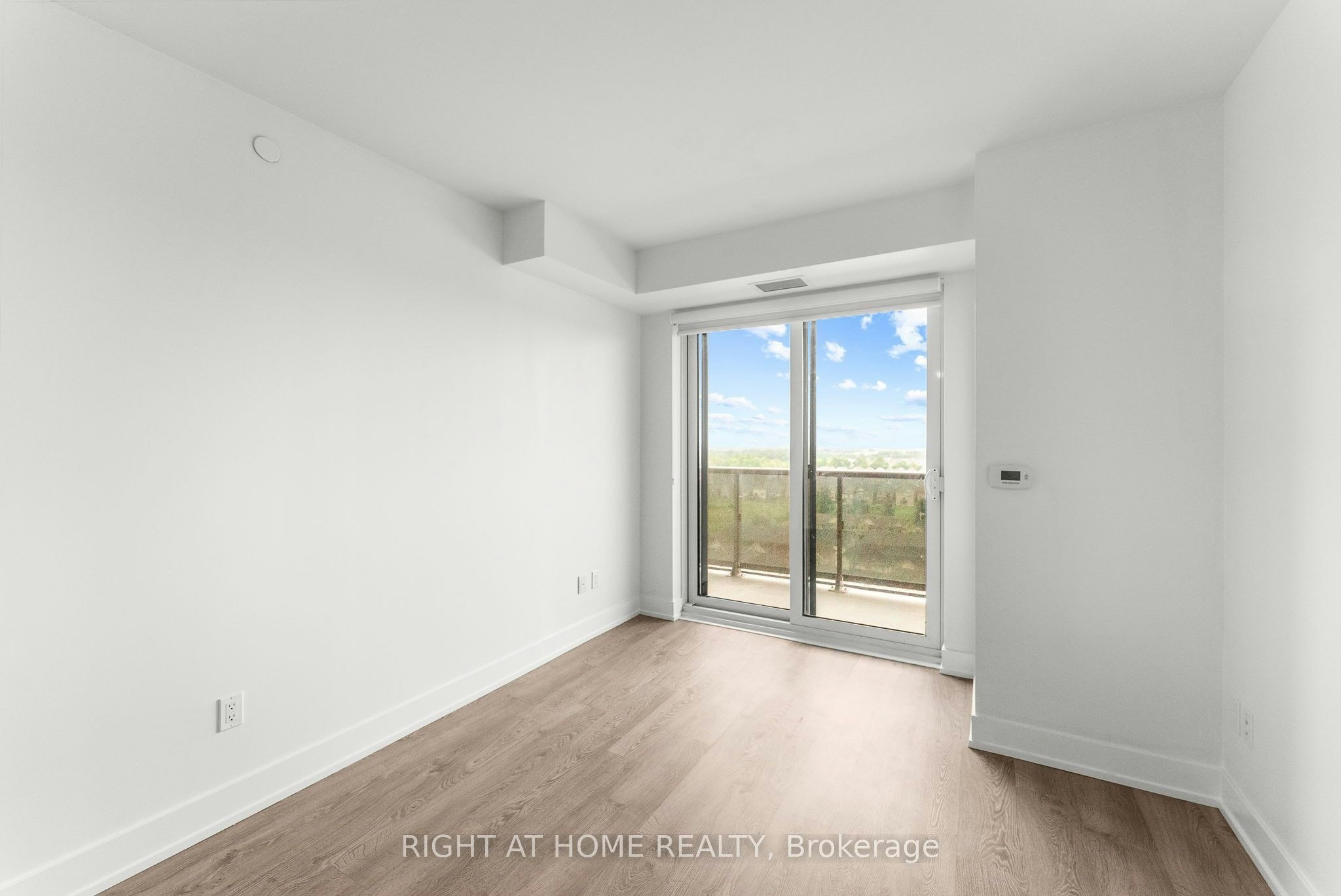 1204-2550 Simcoe Street N, Oshawa, ON, L1L 0R5 - 8