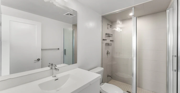 1204-2550 Simcoe Street N, Oshawa, ON, L1L 0R5 - 12