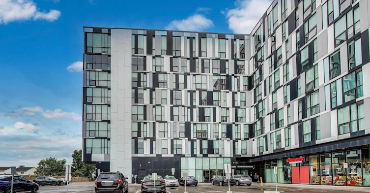 739-1900 Simcoe Street N, Oshawa, ON, L1G 0C1
