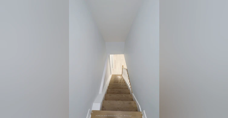 Lower-90 Oakvale Avenue, Toronto, ON, M4J 1J1 - 15
