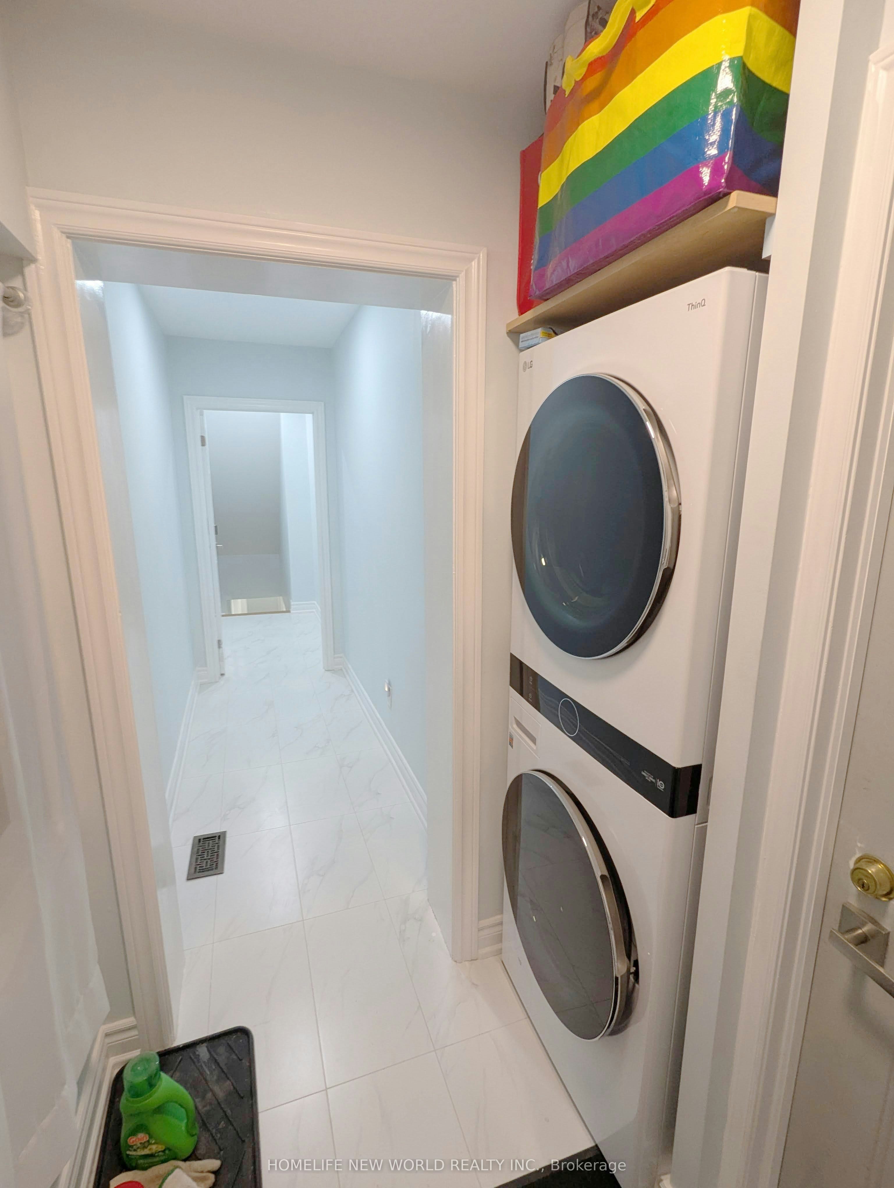 Lower-90 Oakvale Avenue, Toronto, ON, M4J 1J1 - 11
