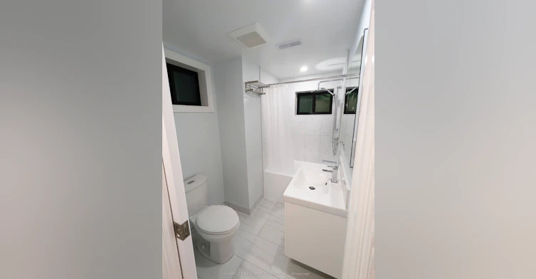 Lower-90 Oakvale Avenue, Toronto, ON, M4J 1J1 - 13
