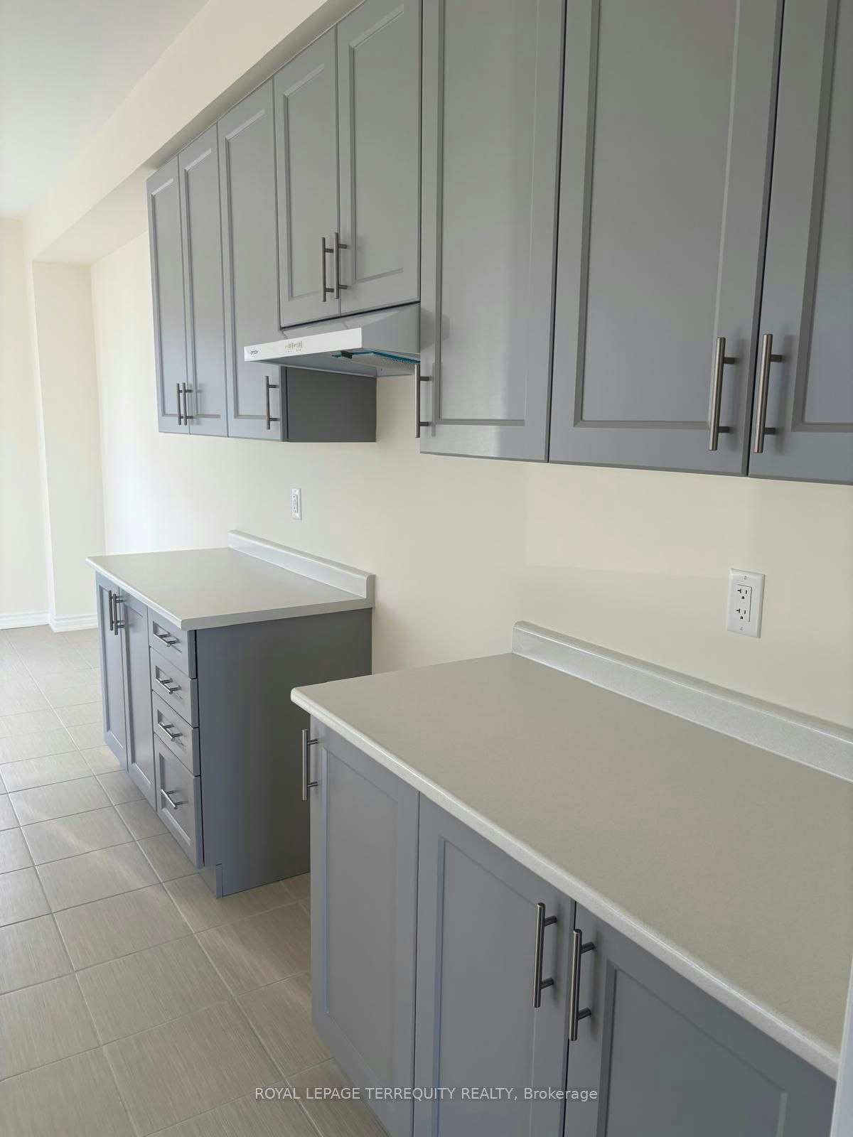 2540 Hibiscus Drive, Pickering, ON, L1X 0M6 - 25