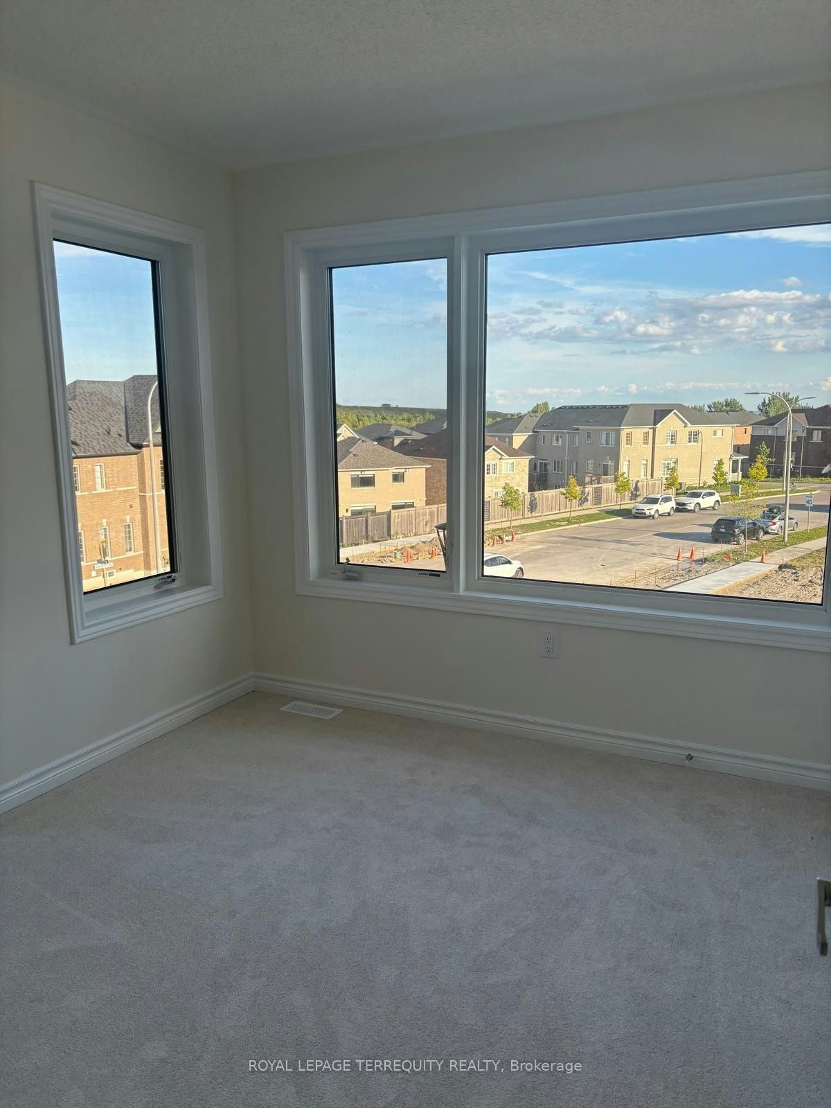 2540 Hibiscus Drive, Pickering, ON, L1X 0M6 - 36